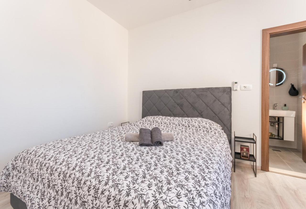 Villa Lucija 比奥格勒·纳·莫鲁 外观 照片