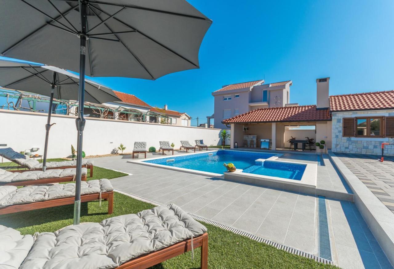 Villa Lucija 比奥格勒·纳·莫鲁 外观 照片